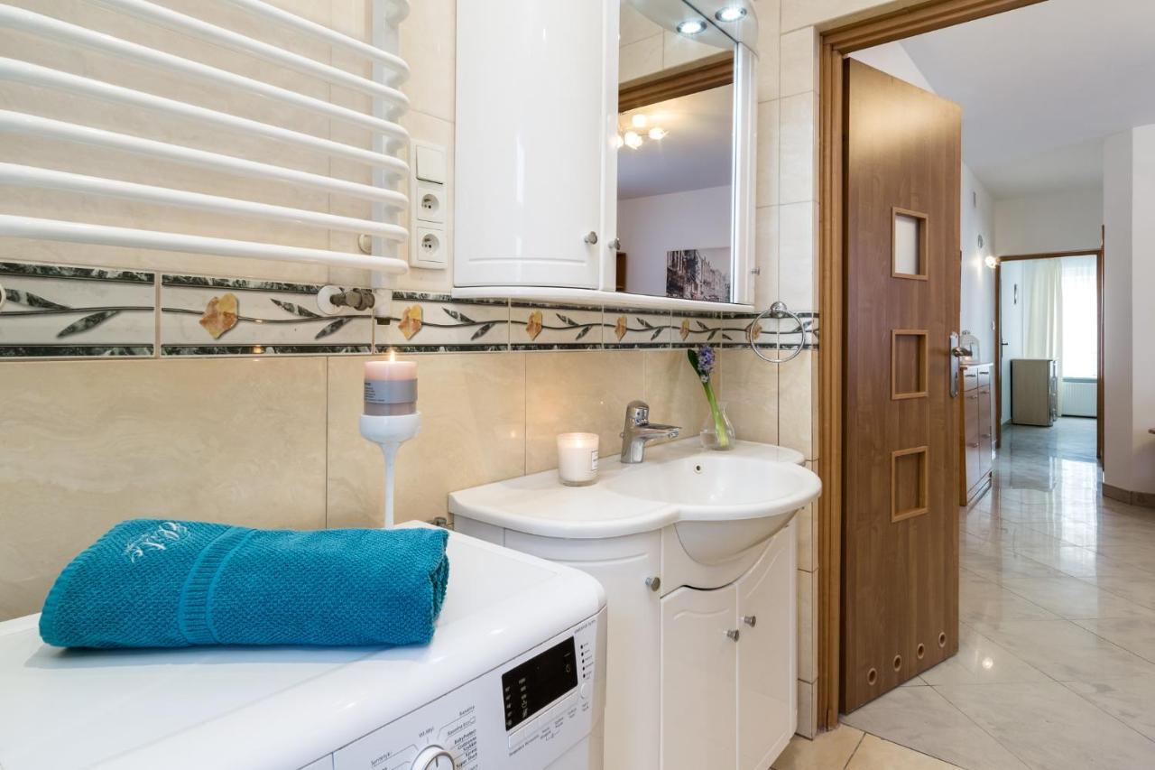Elite Apartments Swietego Ducha Гданьск Экстерьер фото